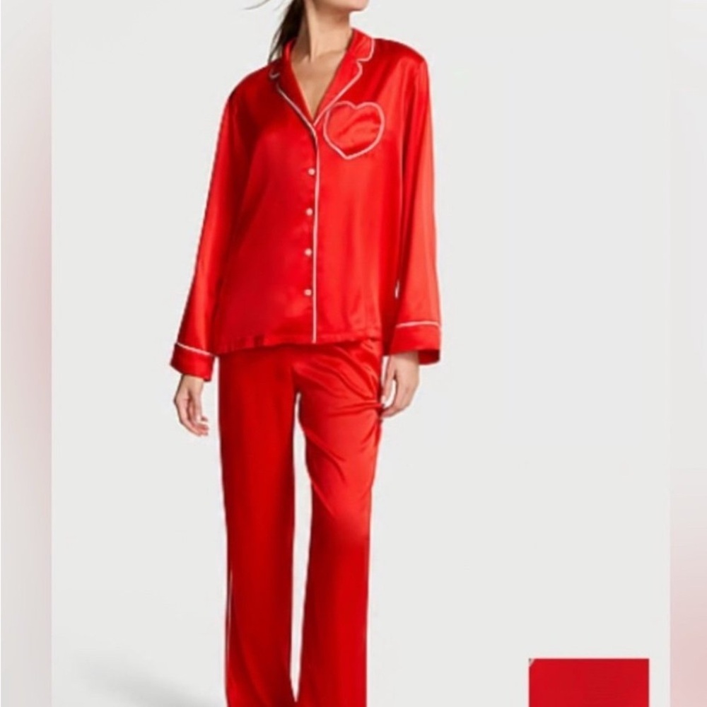 Victoria's Secret Women's Satin Long Pajama Set Red & White Heart Large NWT